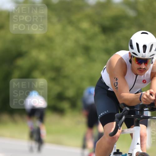 22.06.2025 - Viking Triathlon Yannick Fuchs http://msf.ph/oto/8099160 22.06.2025 12:02:33 Radfahren 18, 90, 278, 317, 350, 374, 384, 388, 407, 423, 522, 534, 536, 546, 630, 642 meine-sportfotos.de