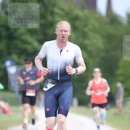 22.06.2025 - Viking Triathlon H.Heesch http://msf.ph/oto/8099163 22.06.2025 13:31:37 Laufen 5, 421, 620 meine-sportfotos.de