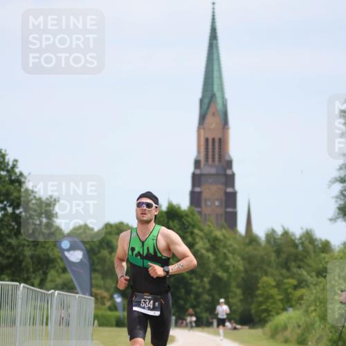 22.06.2025 - Viking Triathlon H.Heesch http://msf.ph/oto/8099167 22.06.2025 12:43:34 Laufen 178, 198, 393, 534 meine-sportfotos.de
