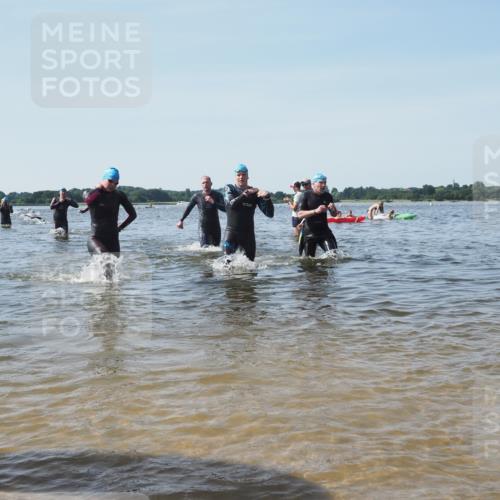 22.06.2025 - Viking Triathlon KatJ http://msf.ph/oto/8099173 22.06.2025 10:32:25 Schwimmen 53, 80, 147, 170, 173, 214, 461, 492 meine-sportfotos.de