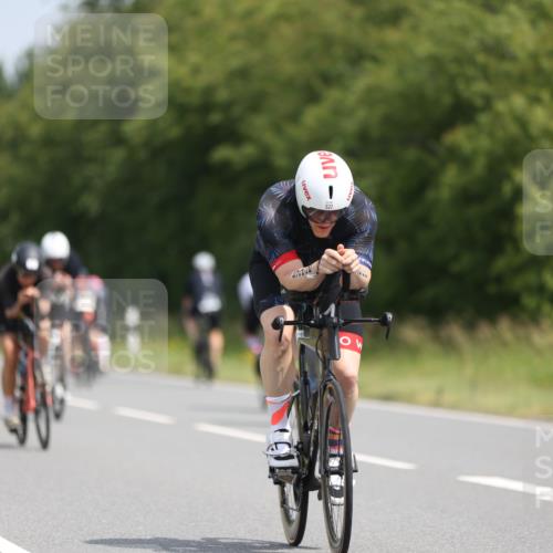 22.06.2025 - Viking Triathlon Yannick Fuchs http://msf.ph/oto/8099190 22.06.2025 12:02:35 Radfahren 18, 40, 209, 278, 317, 350, 374, 395, 407, 506, 522, 534, 536, 546, 630 meine-sportfotos.de