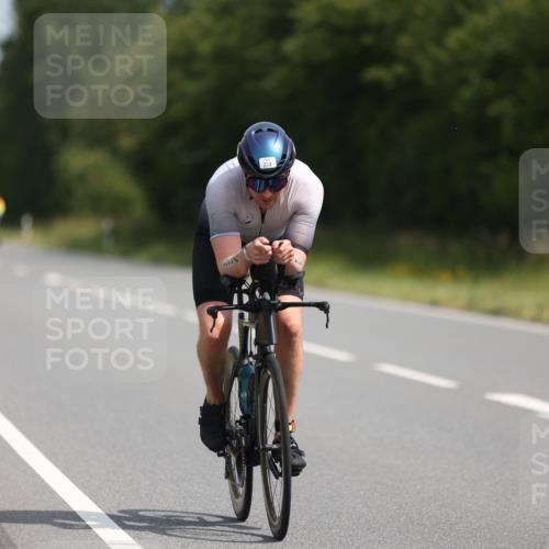 22.06.2025 - Viking Triathlon Yannick Fuchs http://msf.ph/oto/8099194 22.06.2025 11:23:40 Radfahren 21, 34, 177, 179, 334, 363, 365, 385, 414, 470, 484, 632, 642 meine-sportfotos.de