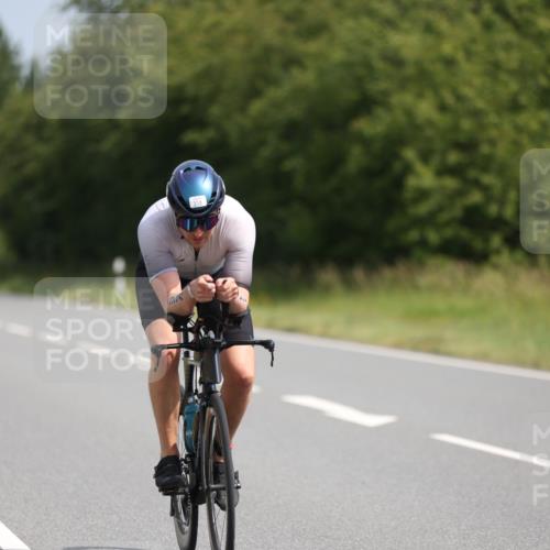 22.06.2025 - Viking Triathlon Yannick Fuchs http://msf.ph/oto/8099209 22.06.2025 11:23:41 Radfahren 21, 34, 177, 179, 334, 363, 365, 385, 414, 470, 484, 642 meine-sportfotos.de