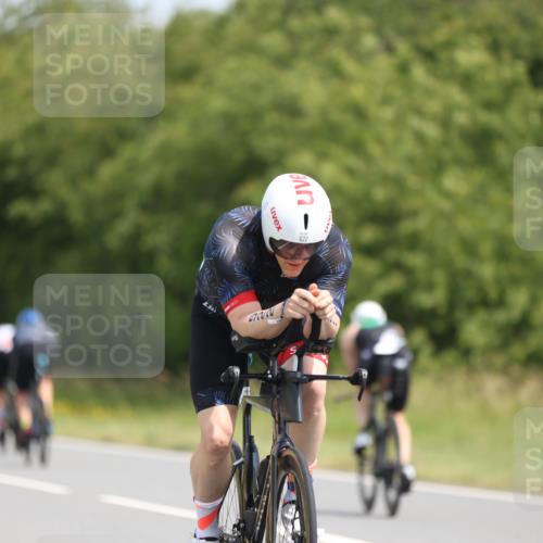 22.06.2025 - Viking Triathlon Yannick Fuchs http://msf.ph/oto/8099210 22.06.2025 12:02:35 Radfahren 18, 40, 209, 278, 317, 350, 374, 395, 407, 506, 522, 534, 536, 546, 630 meine-sportfotos.de
