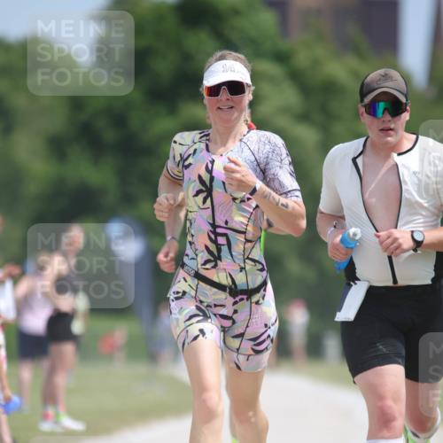 22.06.2025 - Viking Triathlon H.Heesch http://msf.ph/oto/8099211 22.06.2025 13:16:16 Laufen 21, 70, 175, 298, 399, 507 meine-sportfotos.de
