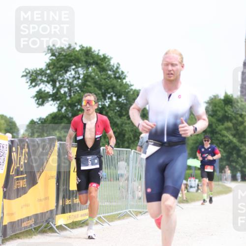22.06.2025 - Viking Triathlon H.Heesch http://msf.ph/oto/8099225 22.06.2025 13:31:40 Laufen 5, 421, 620, 631 meine-sportfotos.de