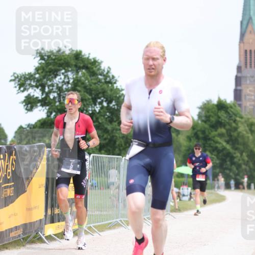 22.06.2025 - Viking Triathlon H.Heesch http://msf.ph/oto/8099238 22.06.2025 13:31:40 Laufen 5, 421, 620, 631 meine-sportfotos.de