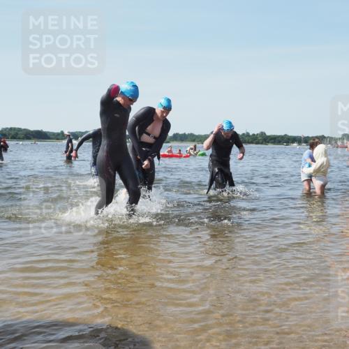 22.06.2025 - Viking Triathlon KatJ http://msf.ph/oto/8099248 22.06.2025 10:32:27 Schwimmen 53, 80, 147, 170, 173, 461, 492 meine-sportfotos.de