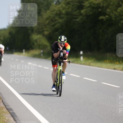 22.06.2025 - Viking Triathlon Yannick Fuchs http://msf.ph/oto/8099252 22.06.2025 11:23:42 Radfahren 21, 34, 177, 179, 334, 363, 365, 385, 414, 470, 484, 642 meine-sportfotos.de