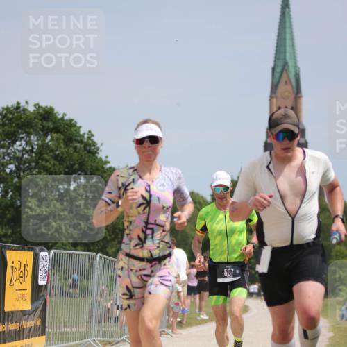 22.06.2025 - Viking Triathlon H.Heesch http://msf.ph/oto/8099259 22.06.2025 13:16:18 Laufen 21, 70, 175, 507 meine-sportfotos.de