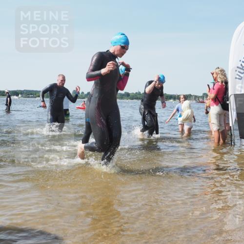 22.06.2025 - Viking Triathlon KatJ http://msf.ph/oto/8099264 22.06.2025 10:32:28 Schwimmen 53, 80, 147, 170, 173, 461, 492 meine-sportfotos.de