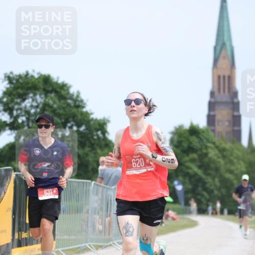 22.06.2025 - Viking Triathlon H.Heesch http://msf.ph/oto/8099269 22.06.2025 13:31:44 Laufen 5, 421, 620, 631 meine-sportfotos.de