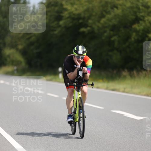 22.06.2025 - Viking Triathlon Yannick Fuchs http://msf.ph/oto/8099278 22.06.2025 11:23:43 Radfahren 21, 34, 45, 179, 334, 363, 365, 385, 414, 484, 642 meine-sportfotos.de