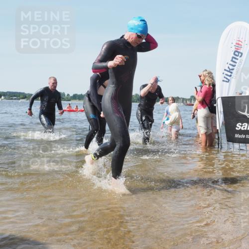 22.06.2025 - Viking Triathlon KatJ http://msf.ph/oto/8099283 22.06.2025 10:32:28 Schwimmen 53, 80, 147, 170, 173, 461, 492 meine-sportfotos.de