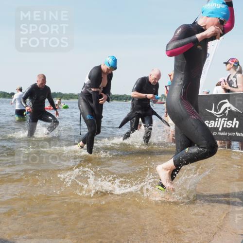 22.06.2025 - Viking Triathlon KatJ http://msf.ph/oto/8099293 22.06.2025 10:32:29 Schwimmen 53, 80, 147, 170, 173, 461, 492 meine-sportfotos.de