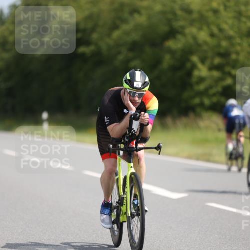 22.06.2025 - Viking Triathlon Yannick Fuchs http://msf.ph/oto/8099295 22.06.2025 11:23:43 Radfahren 21, 34, 45, 179, 334, 363, 365, 385, 414, 484, 642 meine-sportfotos.de