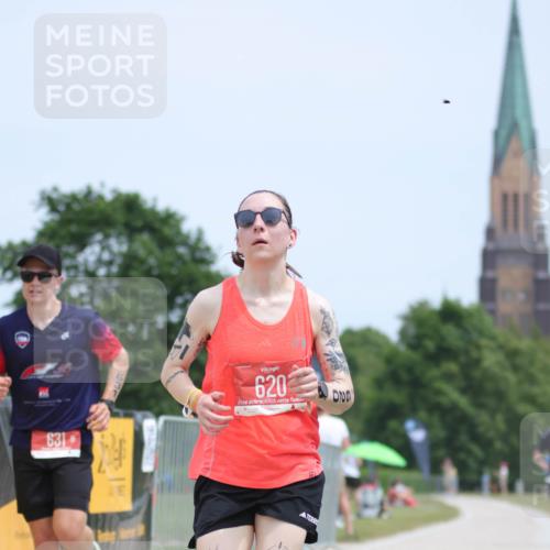 22.06.2025 - Viking Triathlon H.Heesch http://msf.ph/oto/8099298 22.06.2025 13:31:45 Laufen 5, 159, 620, 631 meine-sportfotos.de