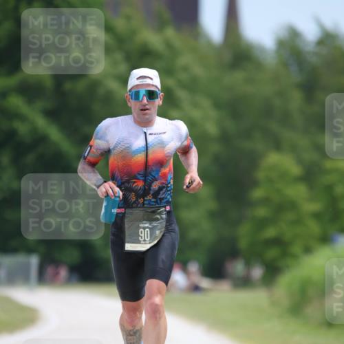 22.06.2025 - Viking Triathlon H.Heesch http://msf.ph/oto/8099310 22.06.2025 12:44:07 Laufen 90 meine-sportfotos.de