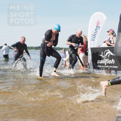 22.06.2025 - Viking Triathlon KatJ http://msf.ph/oto/8099311 22.06.2025 10:32:29 Schwimmen 53, 80, 147, 170, 173, 461, 492 meine-sportfotos.de