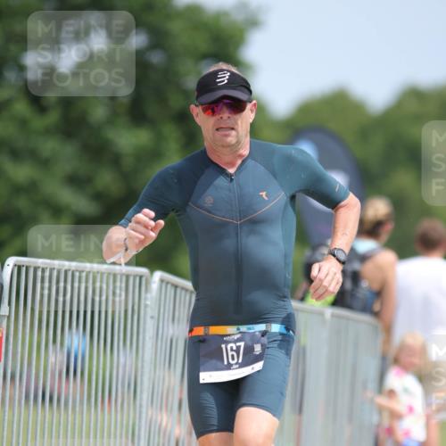 22.06.2025 - Viking Triathlon H.Heesch http://msf.ph/oto/8099312 22.06.2025 13:16:36 Laufen 167 meine-sportfotos.de