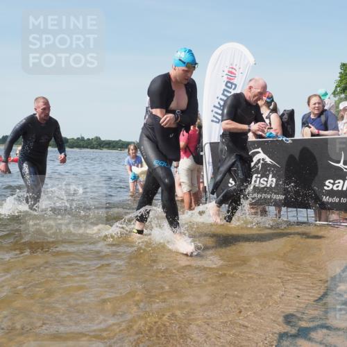 22.06.2025 - Viking Triathlon KatJ http://msf.ph/oto/8099332 22.06.2025 10:32:30 Schwimmen 53, 80, 147, 170, 173, 208, 461, 492 meine-sportfotos.de