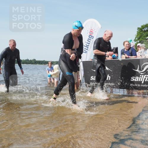 22.06.2025 - Viking Triathlon KatJ http://msf.ph/oto/8099340 22.06.2025 10:32:30 Schwimmen 53, 80, 147, 170, 173, 208, 461, 492 meine-sportfotos.de