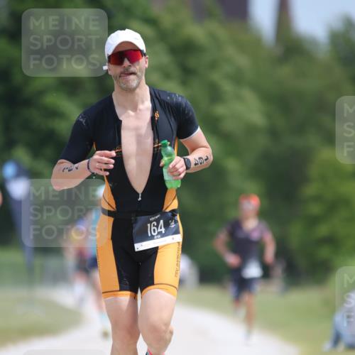 22.06.2025 - Viking Triathlon H.Heesch http://msf.ph/oto/8099364 22.06.2025 13:16:46 Laufen 164 meine-sportfotos.de