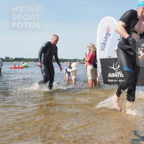 22.06.2025 - Viking Triathlon KatJ http://msf.ph/oto/8099367 22.06.2025 10:32:30 Schwimmen 53, 80, 147, 170, 173, 208, 461, 492 meine-sportfotos.de
