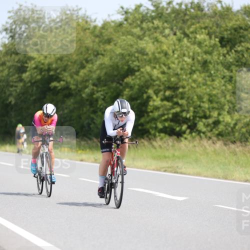 22.06.2025 - Viking Triathlon Yannick Fuchs http://msf.ph/oto/8099400 22.06.2025 12:02:40 Radfahren 18, 19, 40, 122, 187, 209, 244, 278, 316, 317, 350, 374, 377, 395, 428, 452, 506, 522, 536, 546, 630 meine-sportfotos.de