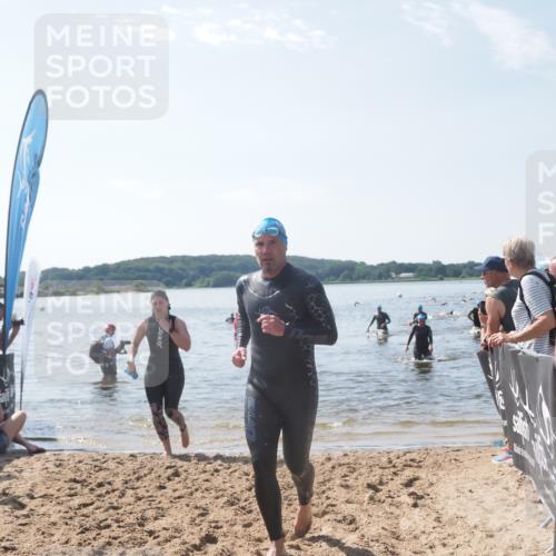22.06.2025 - Viking Triathlon MichiJ http://msf.ph/oto/8099407 22.06.2025 10:43:52 Schwimmen 41, 249, 362, 410, 531, 627 meine-sportfotos.de