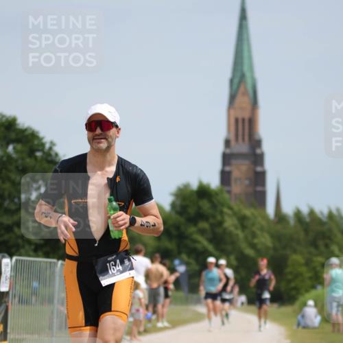 22.06.2025 - Viking Triathlon H.Heesch http://msf.ph/oto/8099409 22.06.2025 13:16:49 Laufen 164, 617 meine-sportfotos.de