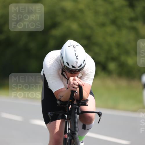 22.06.2025 - Viking Triathlon Yannick Fuchs http://msf.ph/oto/8099412 22.06.2025 11:23:49 Radfahren 6, 21, 45, 363, 414 meine-sportfotos.de