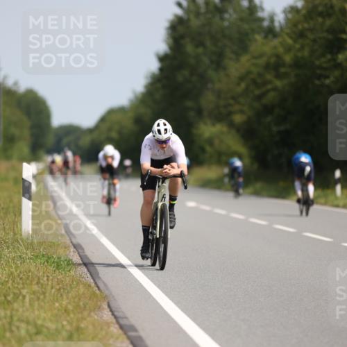 22.06.2025 - Viking Triathlon Yannick Fuchs http://msf.ph/oto/8099421 22.06.2025 11:23:59 Radfahren 436, 474, 658 meine-sportfotos.de