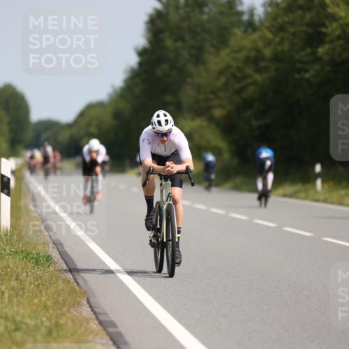 22.06.2025 - Viking Triathlon Yannick Fuchs http://msf.ph/oto/8099436 22.06.2025 11:24:00 Radfahren 436, 474, 658 meine-sportfotos.de