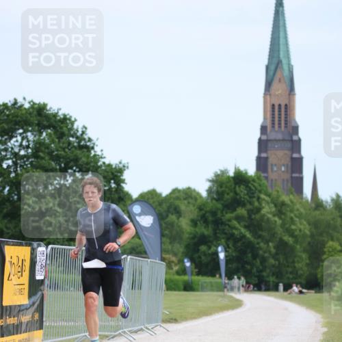 22.06.2025 - Viking Triathlon H.Heesch http://msf.ph/oto/8099437 22.06.2025 12:45:15 Laufen 384 meine-sportfotos.de