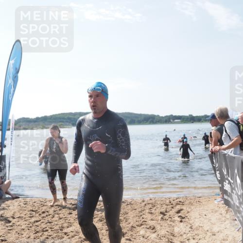 22.06.2025 - Viking Triathlon MichiJ http://msf.ph/oto/8099439 22.06.2025 10:43:53 Schwimmen 41, 249, 362, 442, 531, 627 meine-sportfotos.de