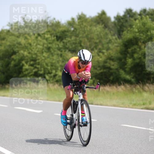 22.06.2025 - Viking Triathlon Yannick Fuchs http://msf.ph/oto/8099467 22.06.2025 12:02:42 Radfahren 18, 19, 40, 84, 122, 127, 187, 209, 240, 244, 316, 317, 350, 374, 377, 395, 428, 452, 506, 531, 536, 546, 630 meine-sportfotos.de