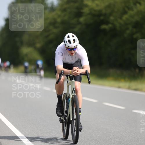 22.06.2025 - Viking Triathlon Yannick Fuchs http://msf.ph/oto/8099484 22.06.2025 11:24:01 Radfahren 436, 474, 658 meine-sportfotos.de