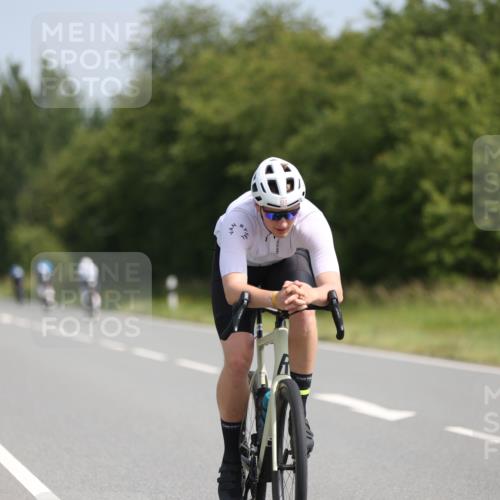22.06.2025 - Viking Triathlon Yannick Fuchs http://msf.ph/oto/8099509 22.06.2025 11:24:01 Radfahren 436, 474, 658 meine-sportfotos.de