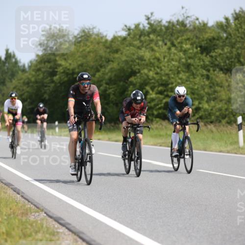 22.06.2025 - Viking Triathlon Yannick Fuchs http://msf.ph/oto/8099518 22.06.2025 12:02:43 Radfahren 18, 19, 40, 84, 122, 127, 187, 209, 240, 244, 316, 317, 374, 377, 395, 428, 452, 506, 531, 546, 630 meine-sportfotos.de