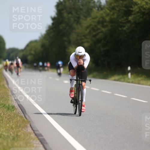 22.06.2025 - Viking Triathlon Yannick Fuchs http://msf.ph/oto/8099554 22.06.2025 11:24:03 Radfahren 396, 436, 474, 658 meine-sportfotos.de