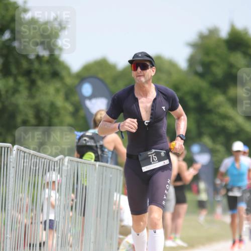 22.06.2025 - Viking Triathlon H.Heesch http://msf.ph/oto/8099561 22.06.2025 13:17:02 Laufen 75, 264, 443 meine-sportfotos.de
