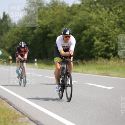 22.06.2025 - Viking Triathlon Yannick Fuchs http://msf.ph/oto/8099568 22.06.2025 12:02:44 Radfahren 18, 19, 40, 84, 122, 127, 137, 187, 209, 240, 244, 316, 317, 374, 377, 395, 428, 452, 506, 531, 546, 630 meine-sportfotos.de