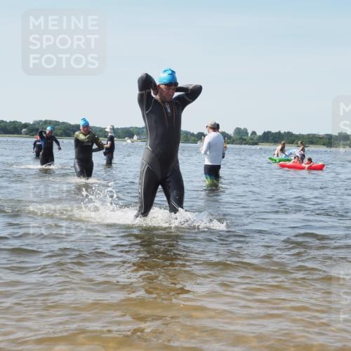 22.06.2025 - Viking Triathlon KatJ http://msf.ph/oto/8099574 22.06.2025 10:32:42 Schwimmen 80, 208, 278, 554 meine-sportfotos.de