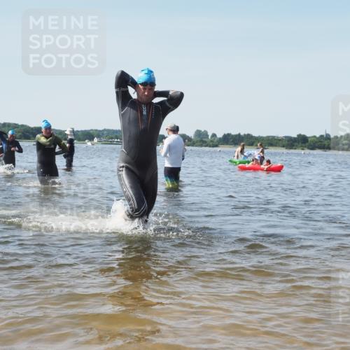 22.06.2025 - Viking Triathlon KatJ http://msf.ph/oto/8099594 22.06.2025 10:32:42 Schwimmen 80, 208, 278, 554 meine-sportfotos.de