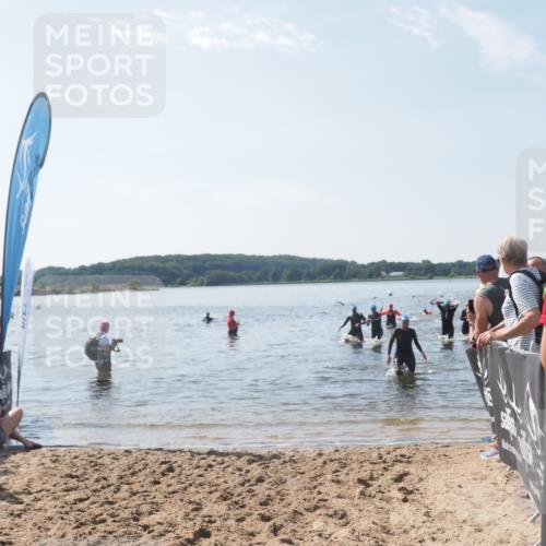 22.06.2025 - Viking Triathlon MichiJ http://msf.ph/oto/8099612 22.06.2025 10:43:56 Schwimmen 41, 249, 362, 442, 627, 637 meine-sportfotos.de