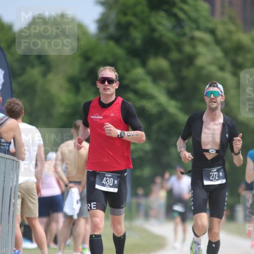 22.06.2025 - Viking Triathlon H.Heesch http://msf.ph/oto/8099623 22.06.2025 13:17:15 Laufen 158, 272, 430, 554 meine-sportfotos.de