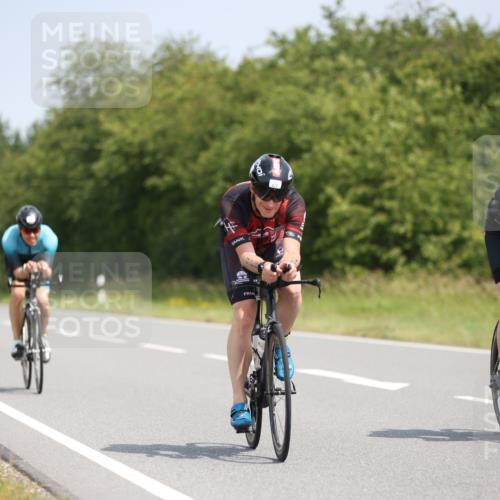 22.06.2025 - Viking Triathlon Yannick Fuchs http://msf.ph/oto/8099632 22.06.2025 12:02:45 Radfahren 18, 19, 40, 84, 122, 127, 137, 187, 209, 240, 244, 316, 317, 374, 377, 395, 428, 452, 506, 531, 630 meine-sportfotos.de
