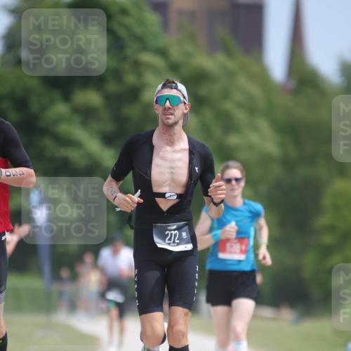 22.06.2025 - Viking Triathlon H.Heesch http://msf.ph/oto/8099641 22.06.2025 13:17:17 Laufen 158, 272, 430, 554, 630 meine-sportfotos.de