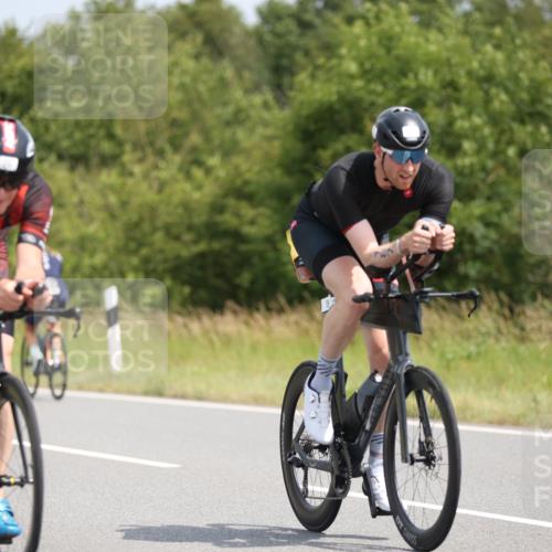 22.06.2025 - Viking Triathlon Yannick Fuchs http://msf.ph/oto/8099655 22.06.2025 12:02:46 Radfahren 19, 40, 84, 122, 127, 137, 187, 209, 240, 244, 316, 317, 374, 377, 395, 428, 452, 506, 531, 630 meine-sportfotos.de